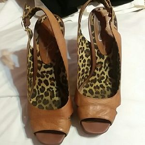 Jessica Simpson heels